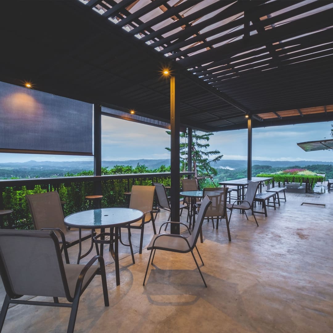 Complete your atmosphere with furniture made for your restaurant.
